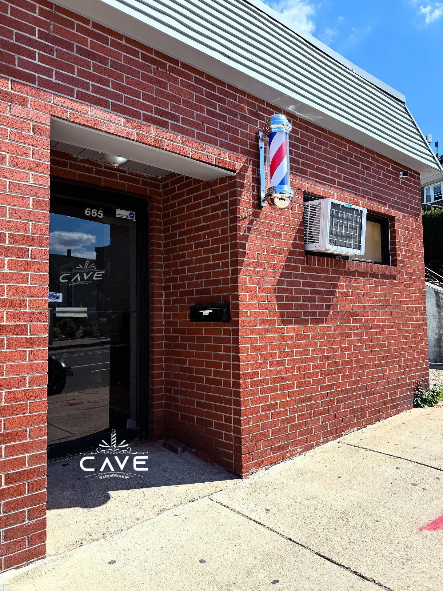 Cave Barbershop - Everett