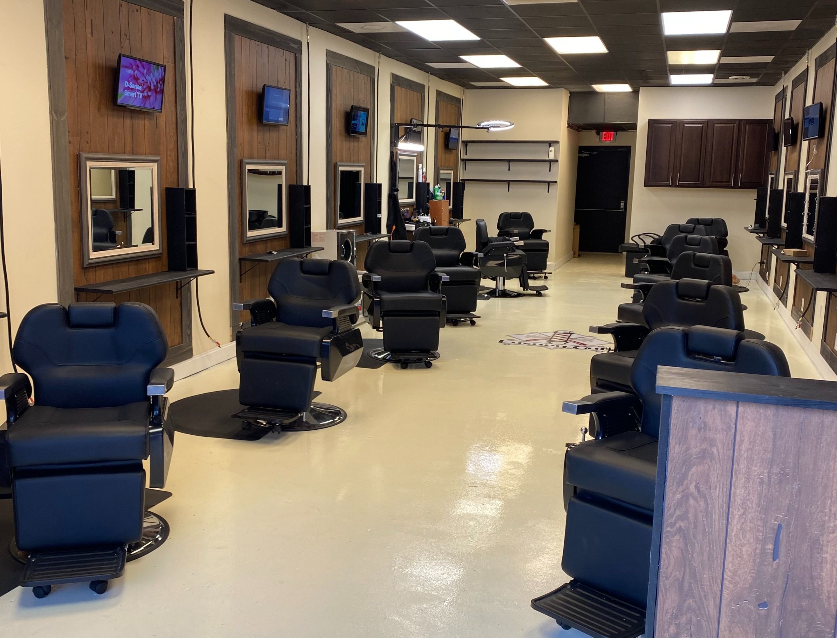 Luxury Cuts Barbershop