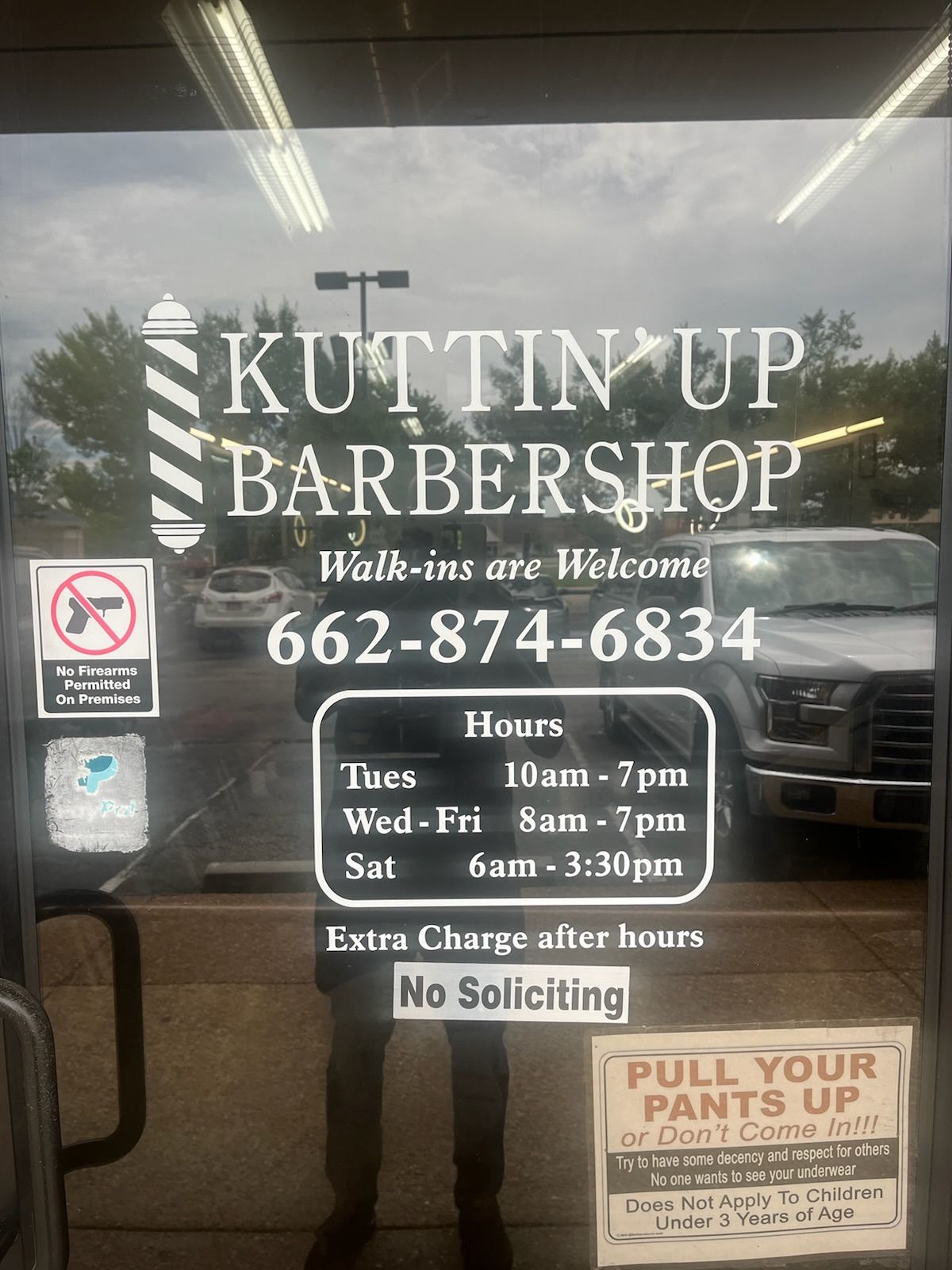 Kuttin Up Barbershop