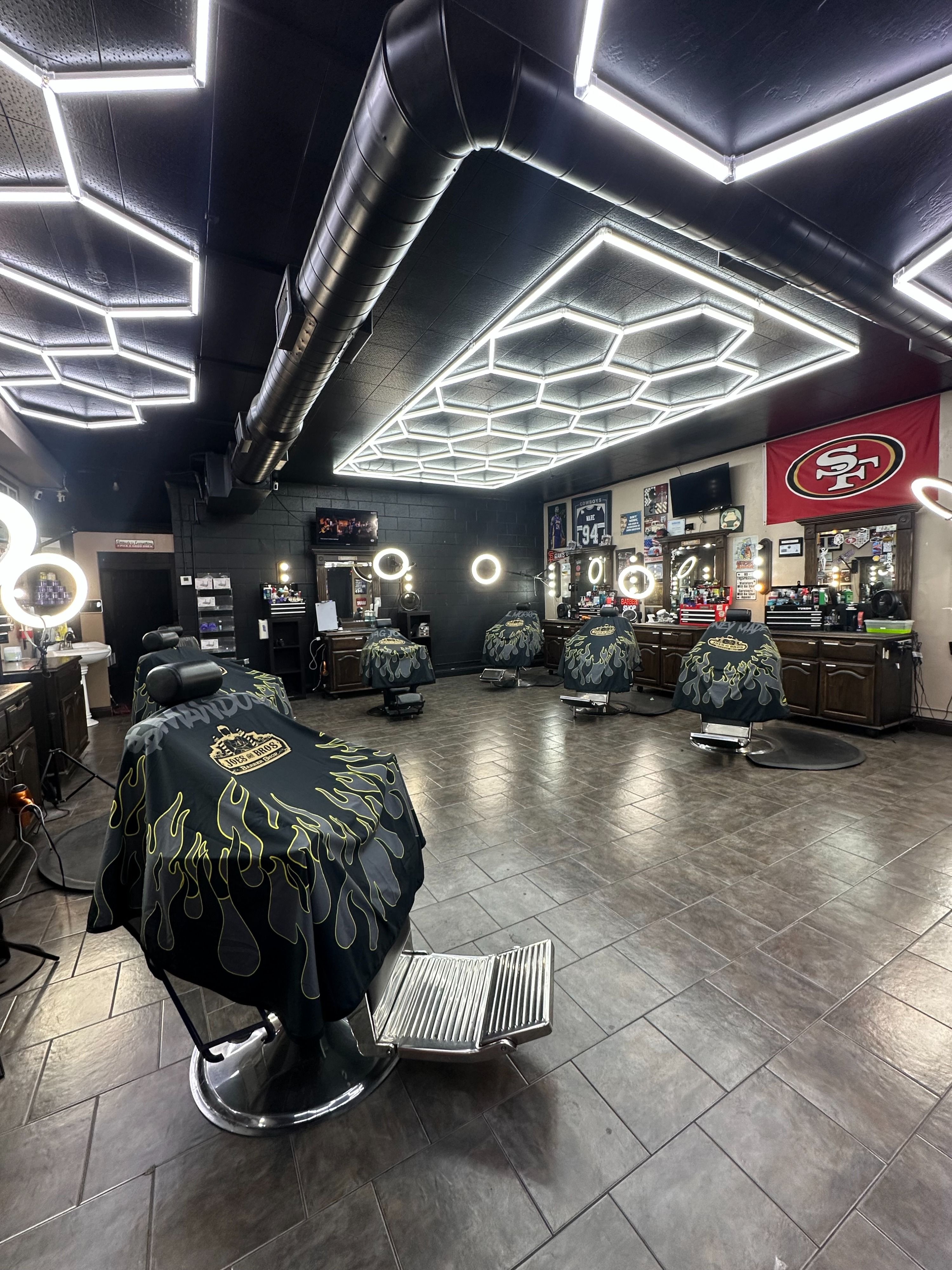 Joes & Bros Barber Shop