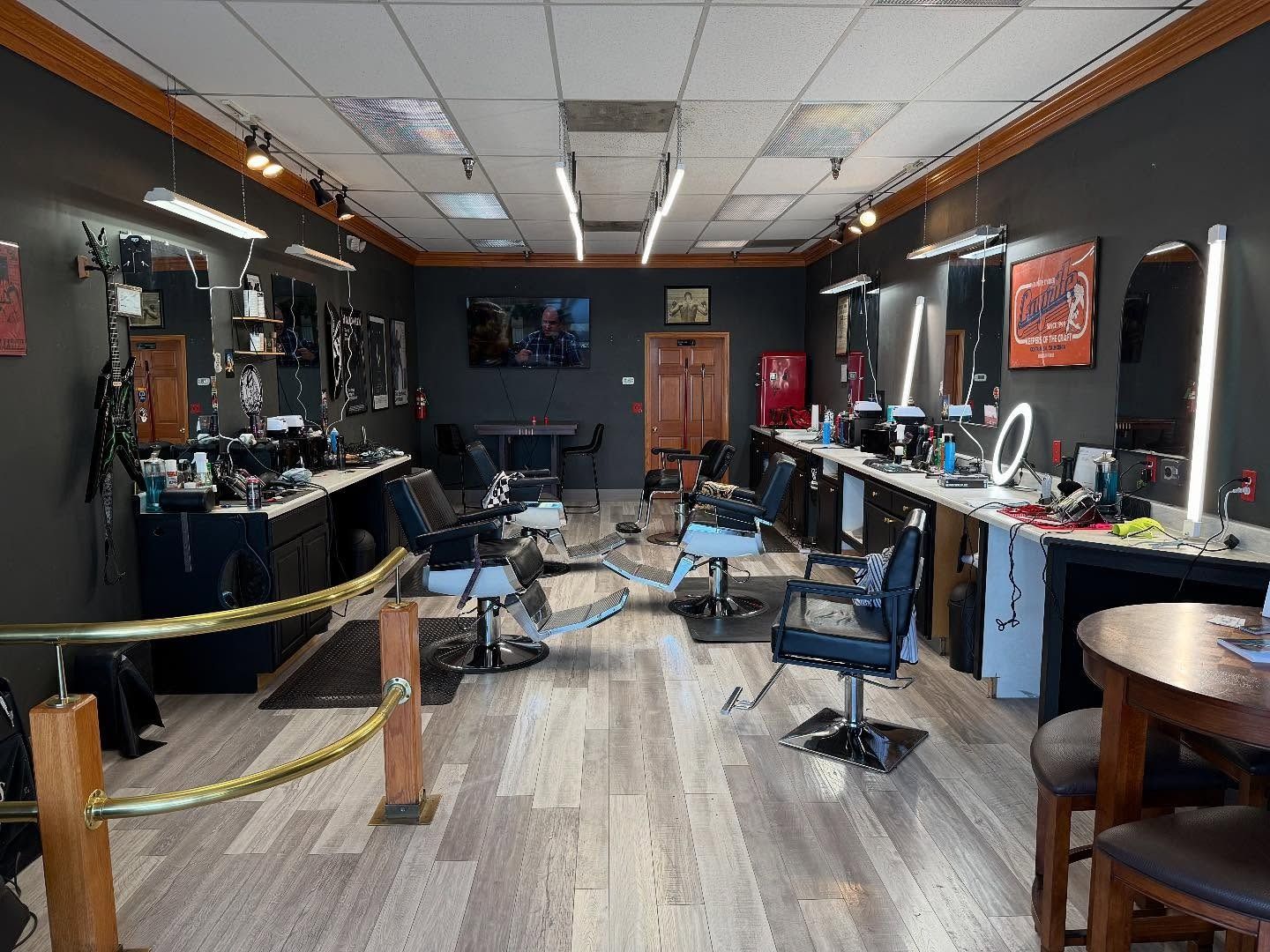 Ray's Place Barbershop
