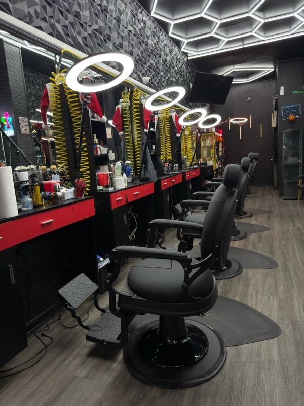 Guzman Barbershop