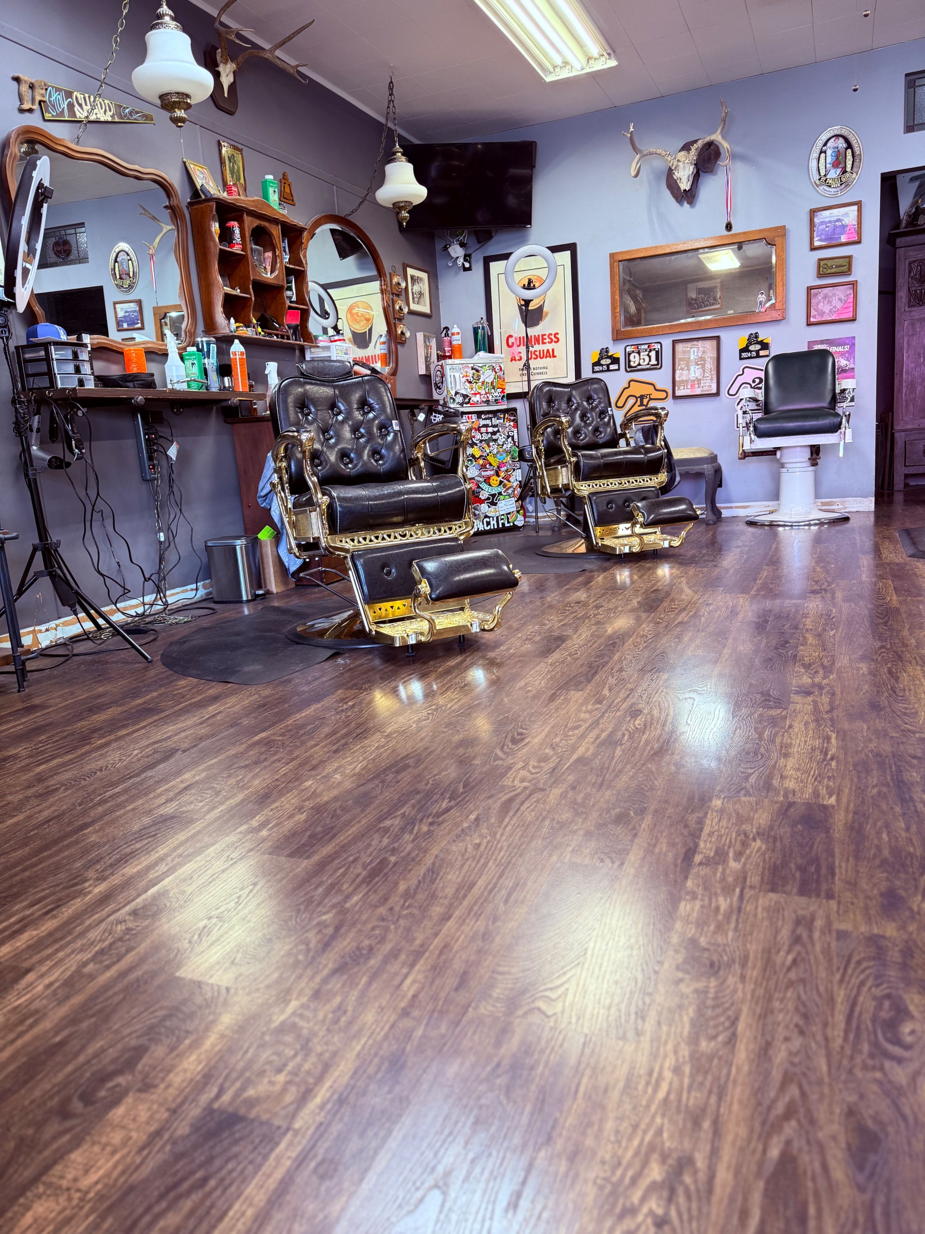 Smoke and Mirrors Ladies And Gents Parlor