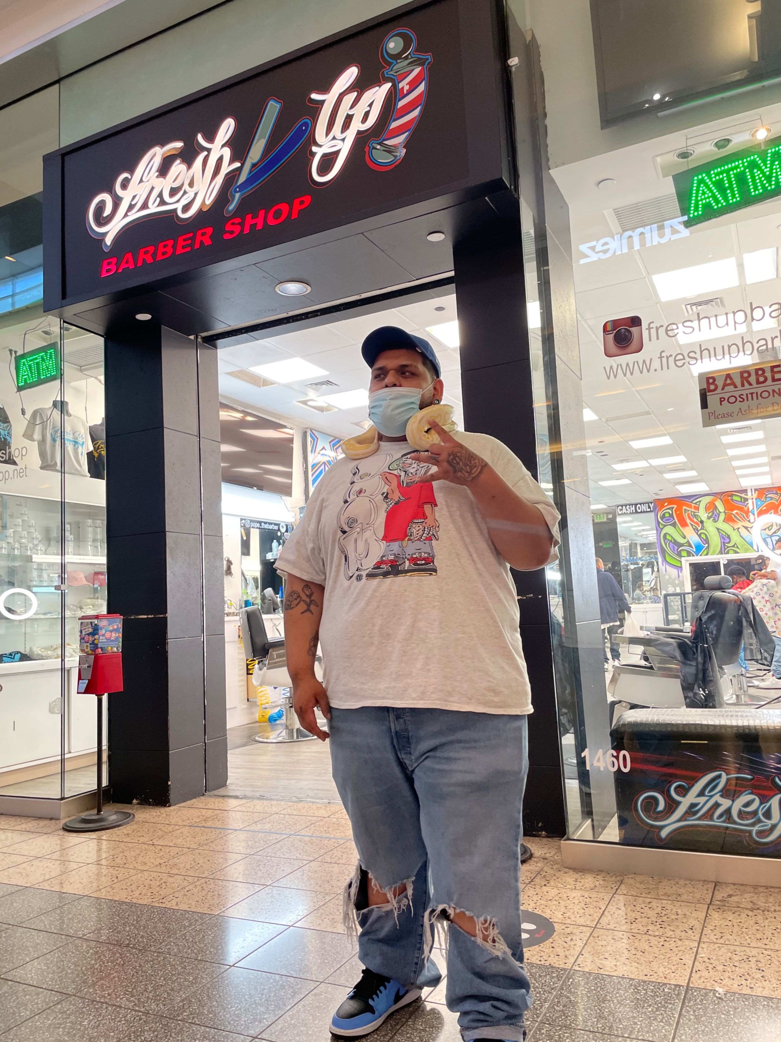 Fresh up barbershop