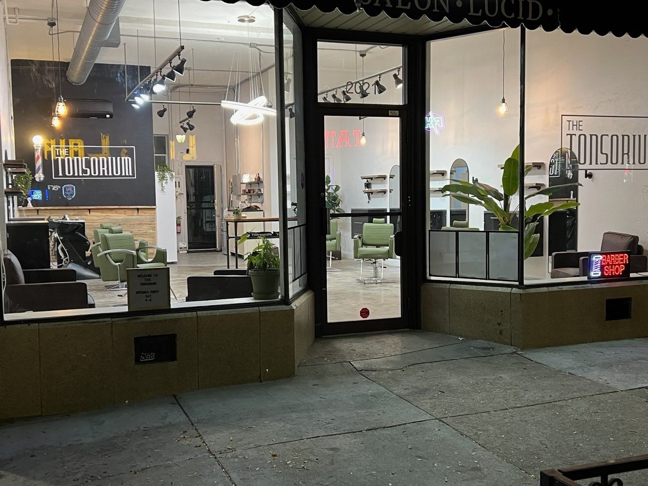 The Tonsorium - Colfax