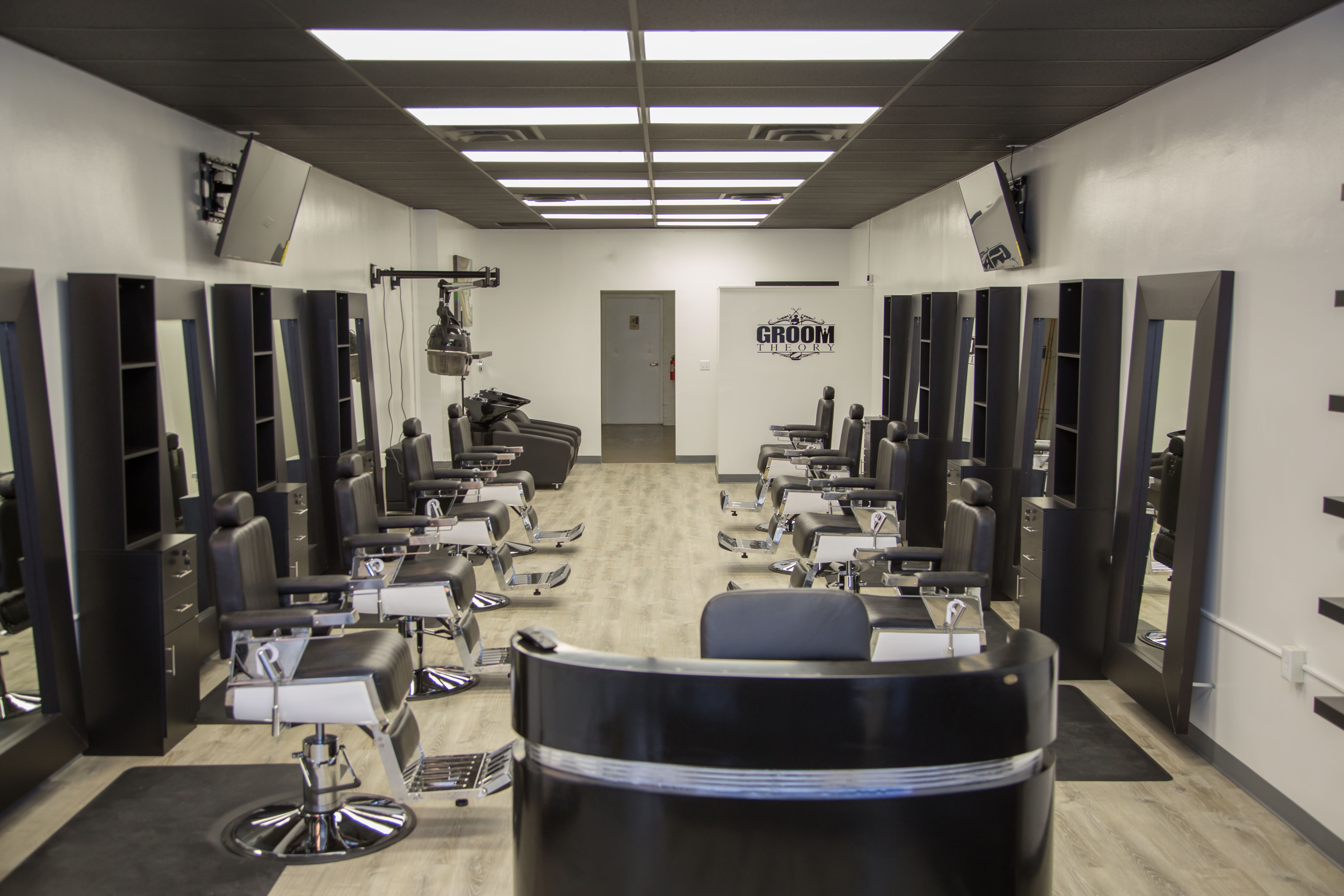 Groom Theory Lounge - St. Charles