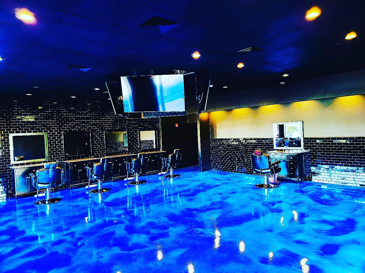 Clubhousebarberlounge