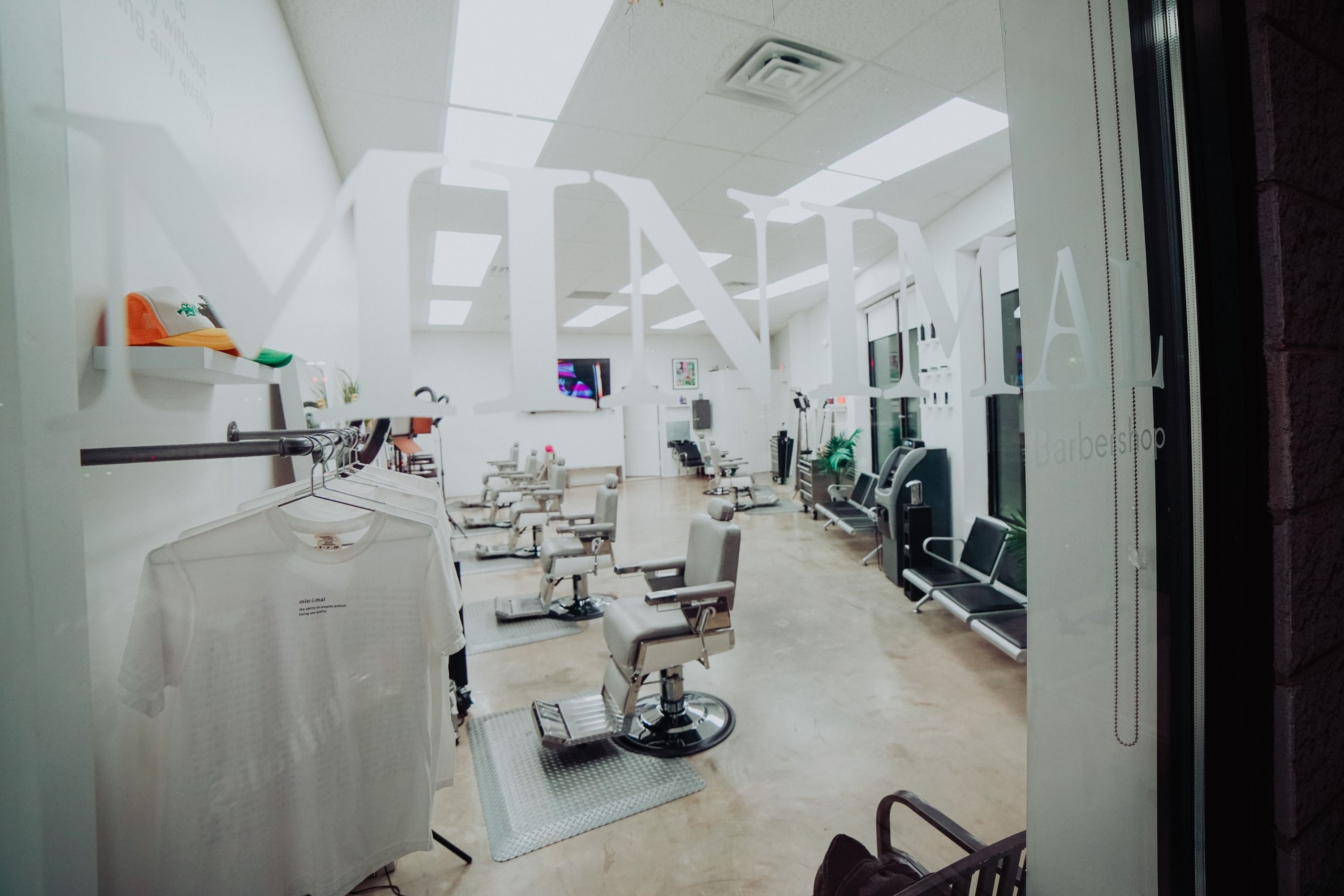 Minimal Barbershop - Bay Shore Road