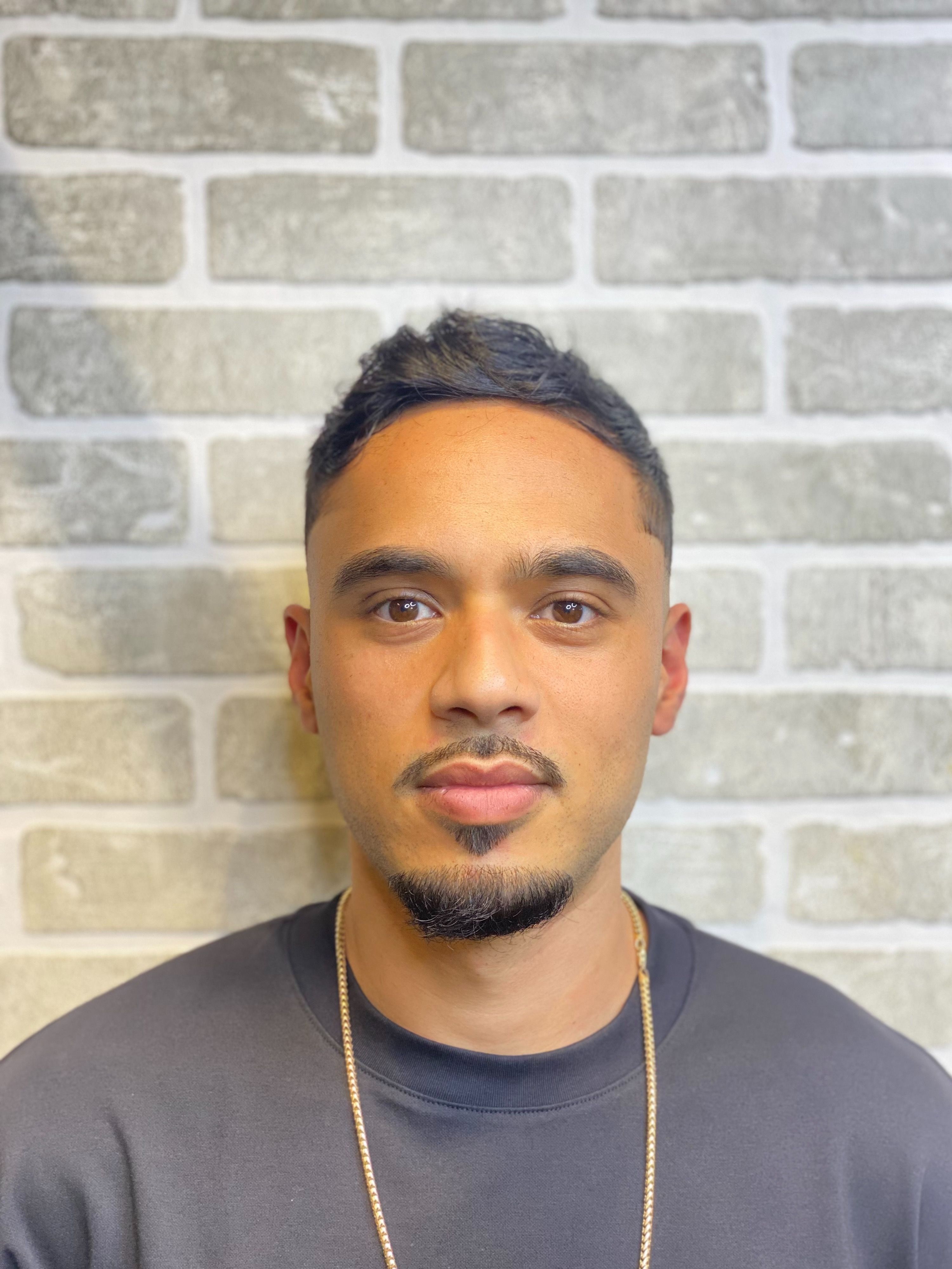 Jimmy SENIOR BARBER