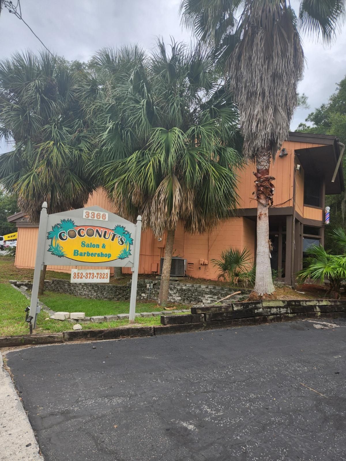 Coconuts Salon & Barber Shop LLC