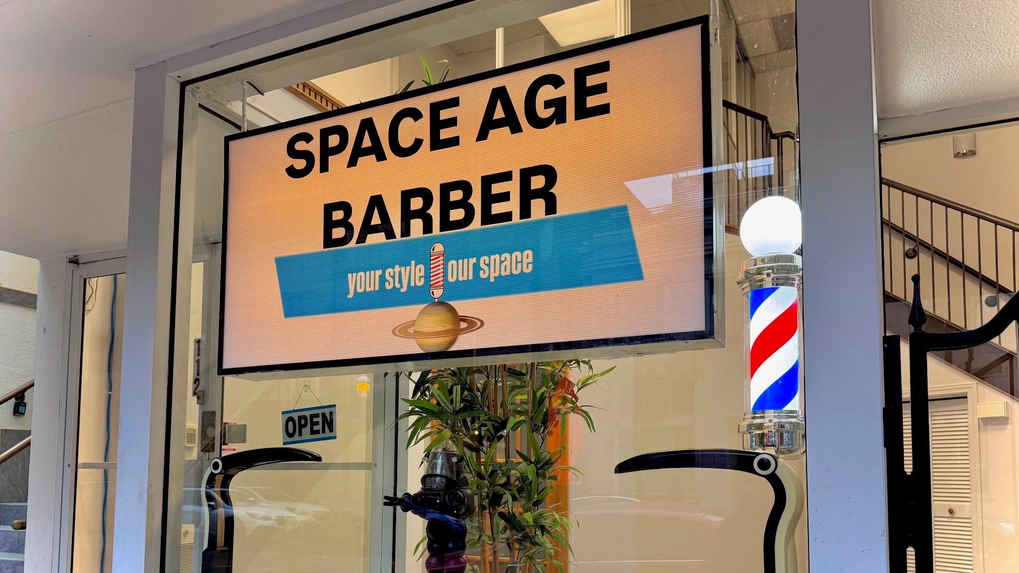SPACE AGE BARBER