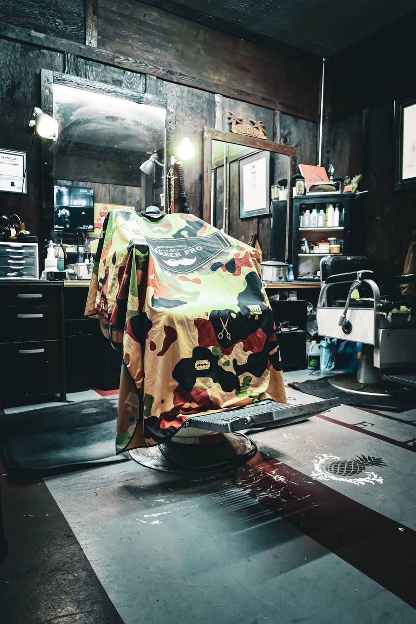 Pineapple Barber shop