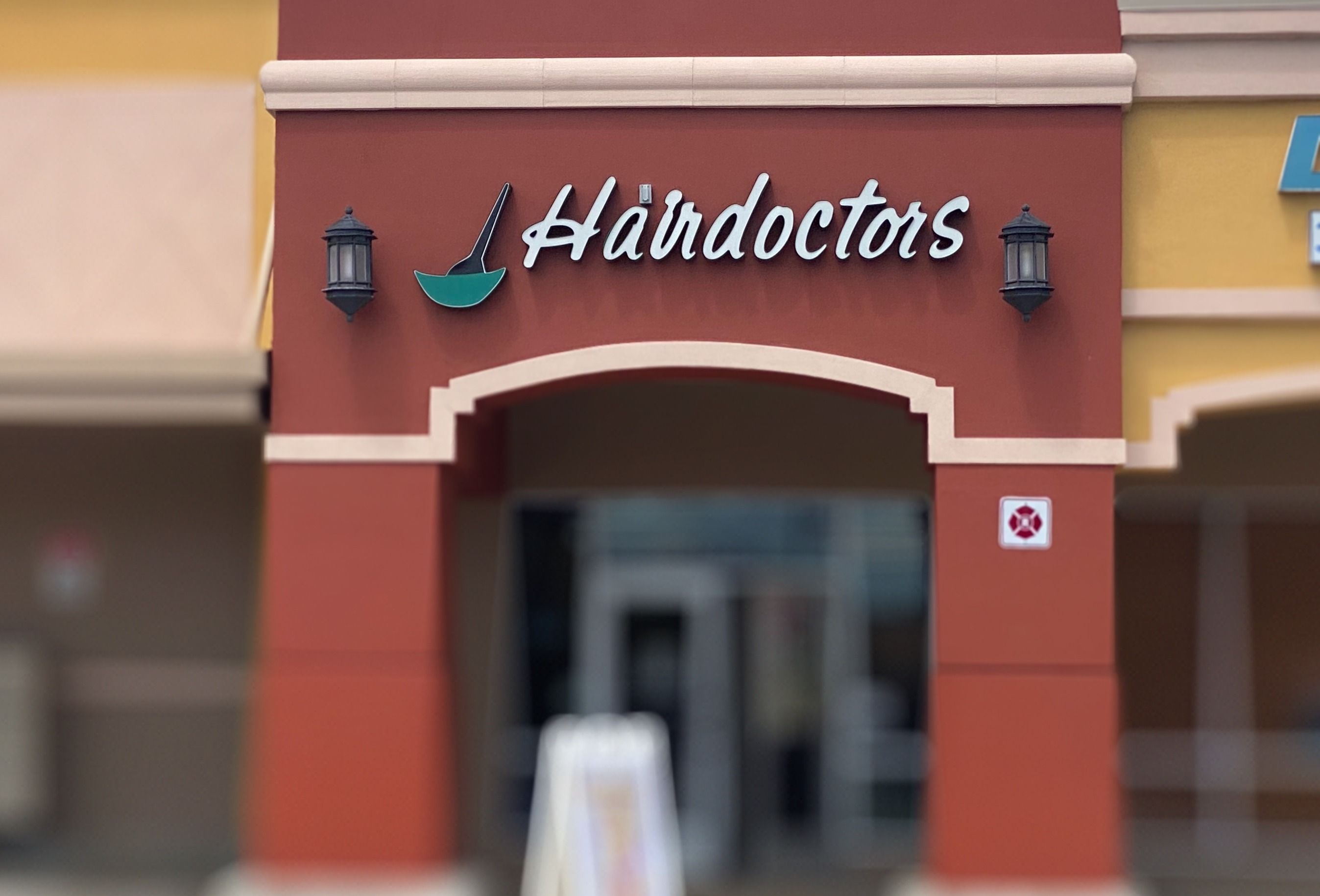 Hairdoctors Specialty Salons - Silver Palms