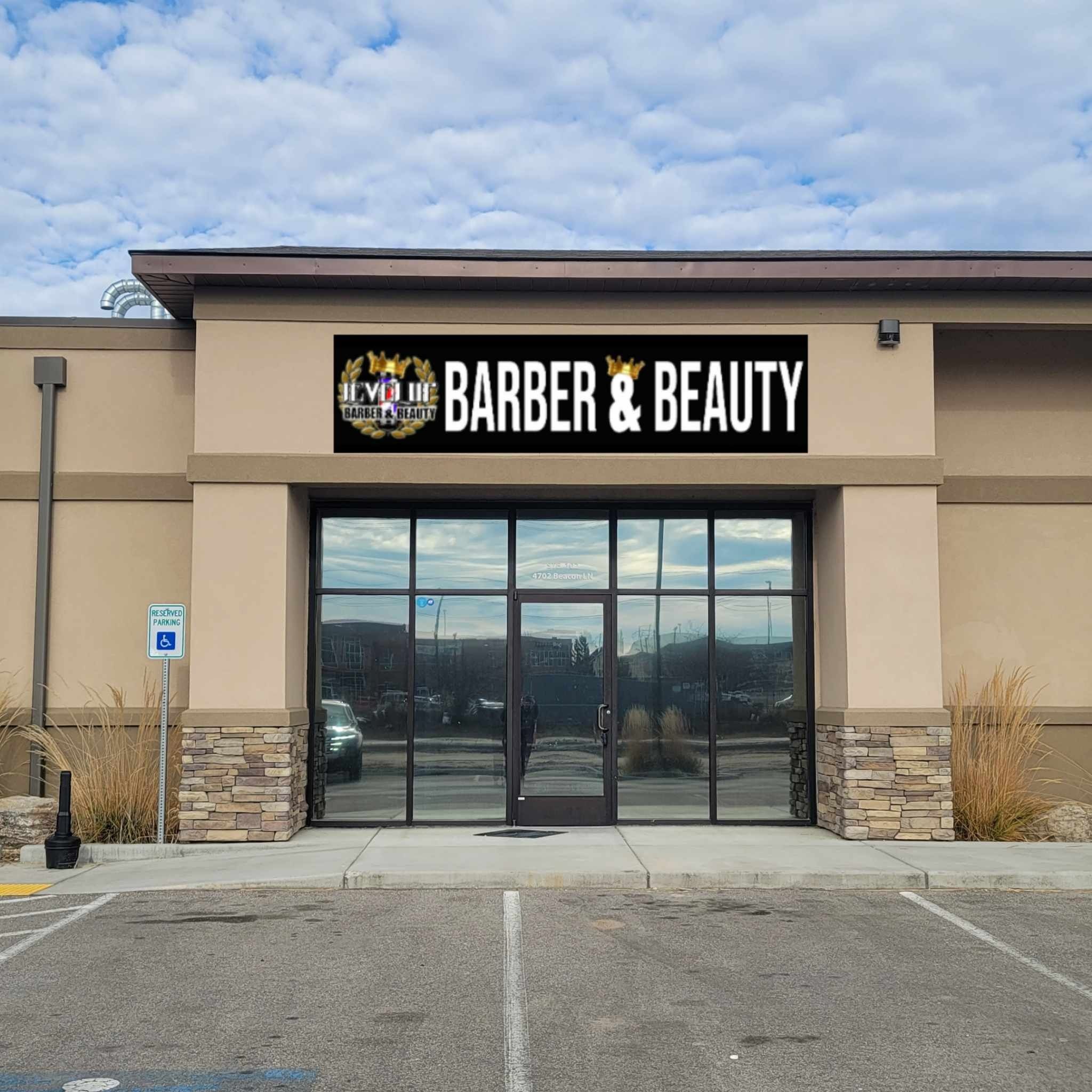 Level Up Barber and Beauty - Caldwell