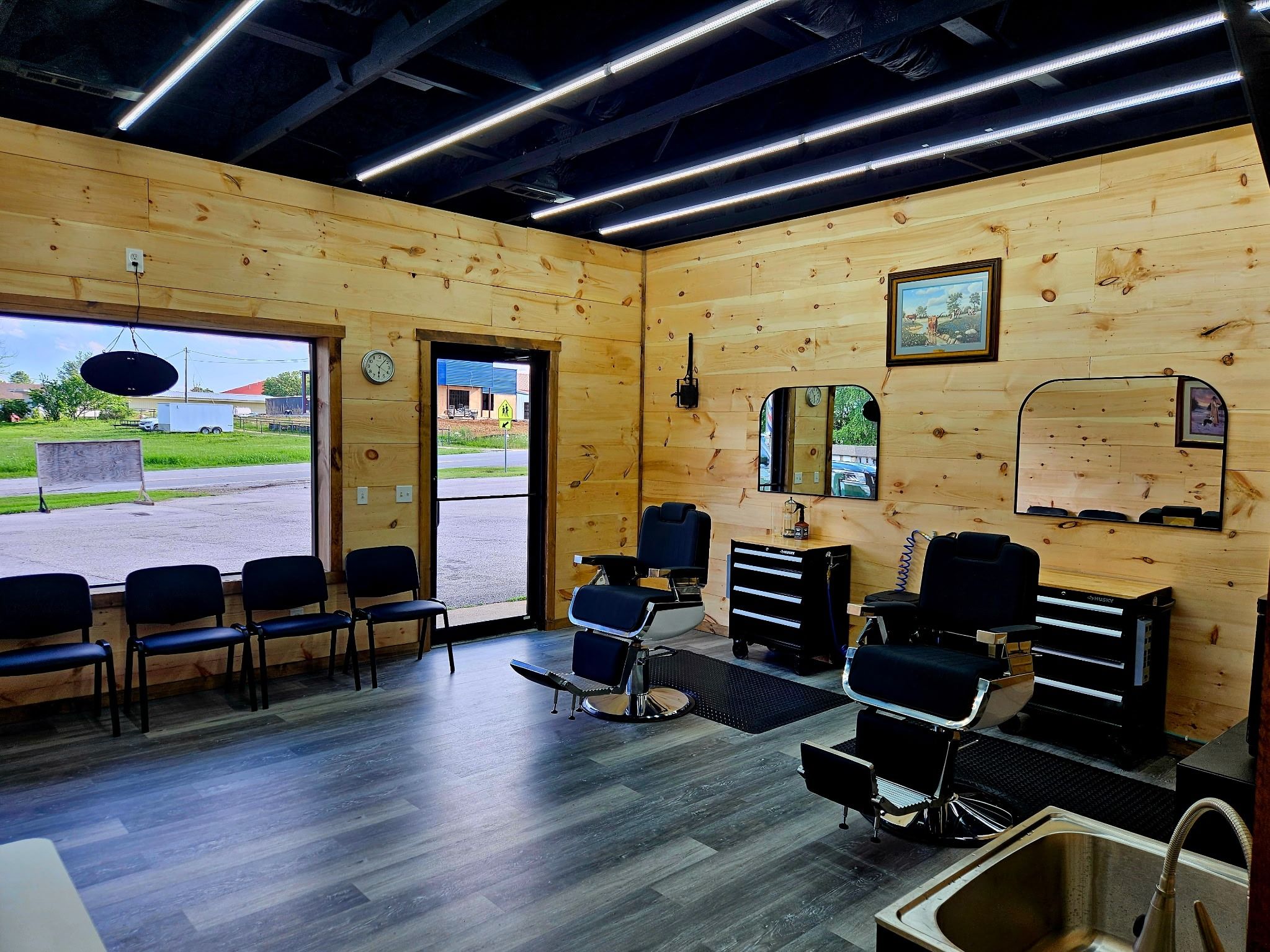 Rattlesnake Barbering Co-Hwy 62