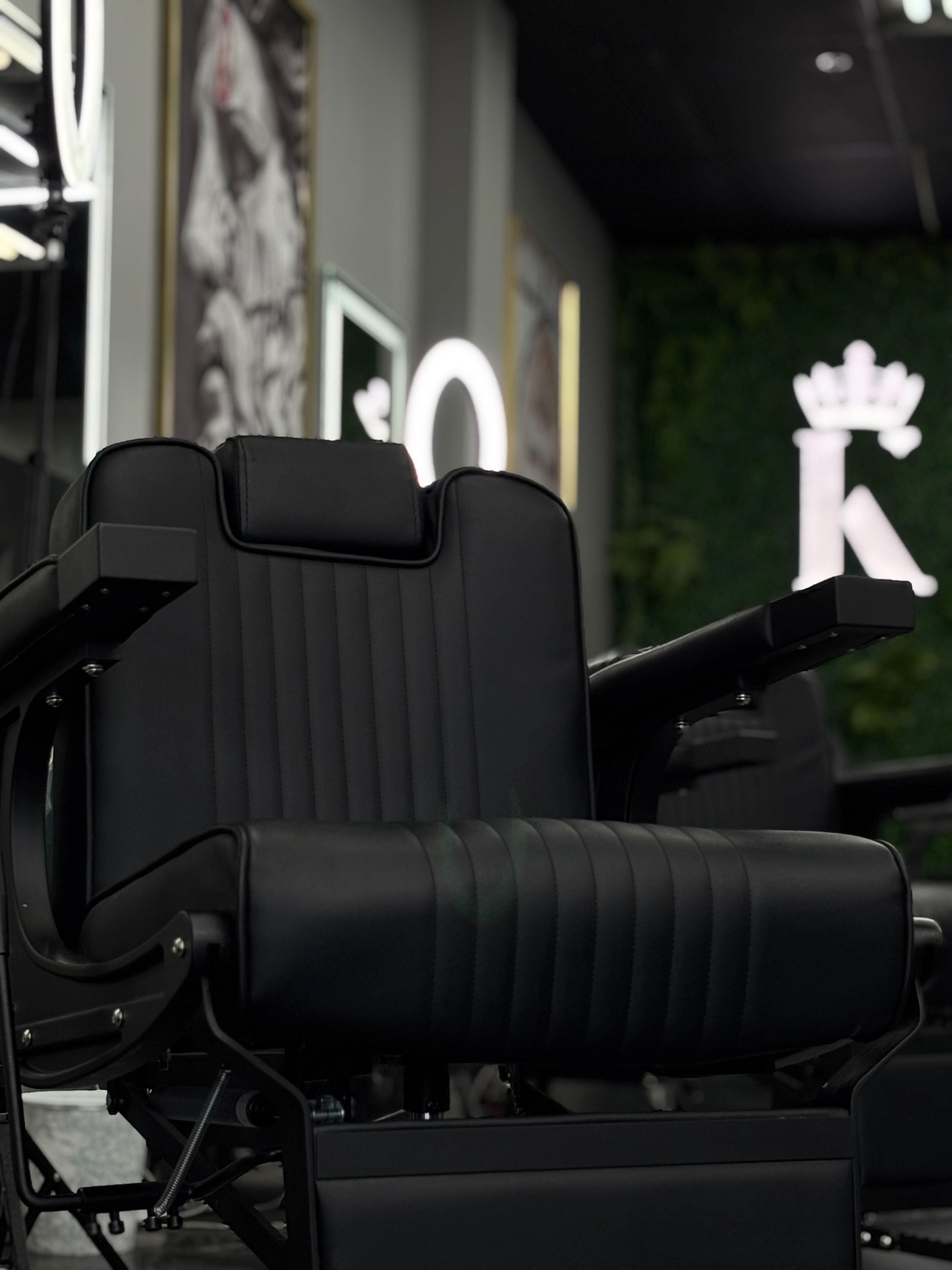 King Of Kings Barbershop Repentigny