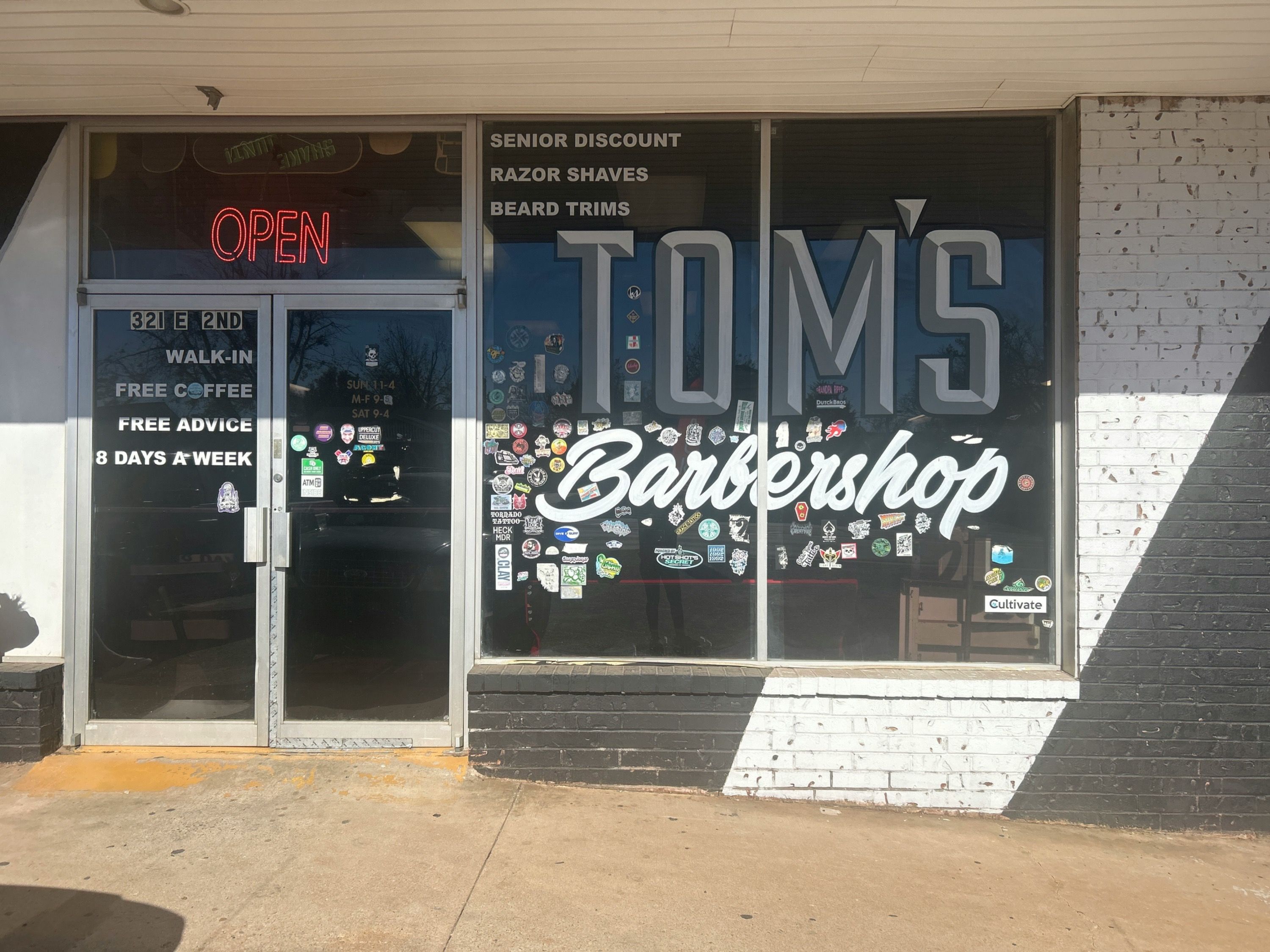 Tom's Barbershop Edmond