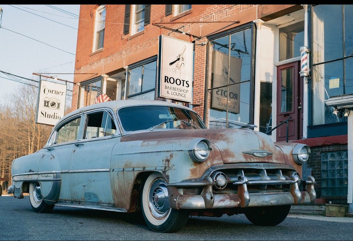 Roots Barbershop & Lounge