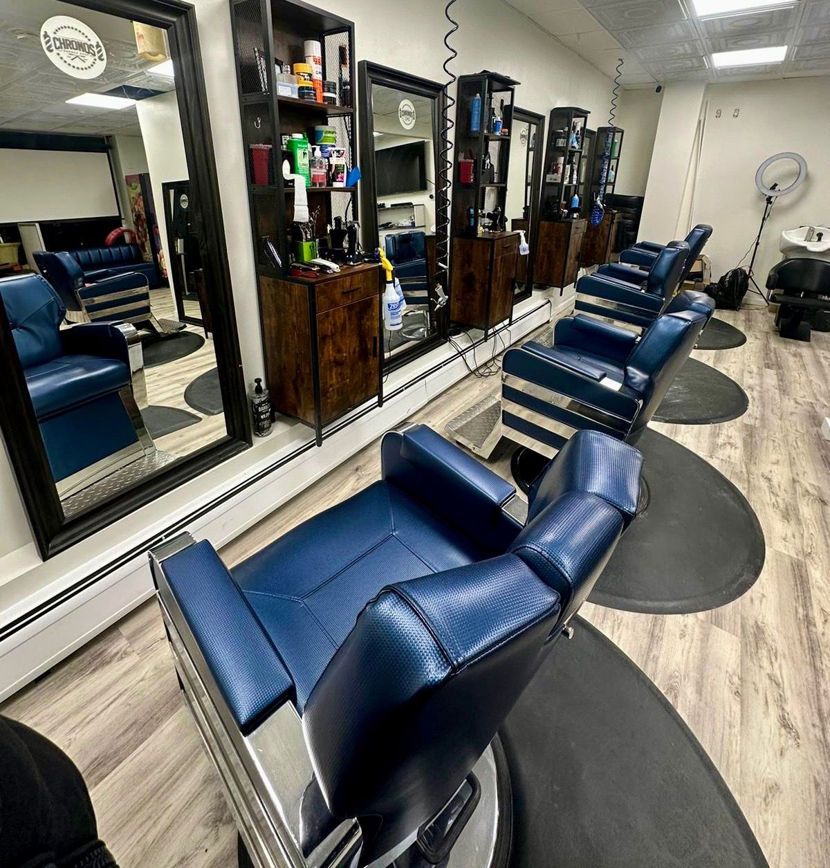 Chronos Barbershop