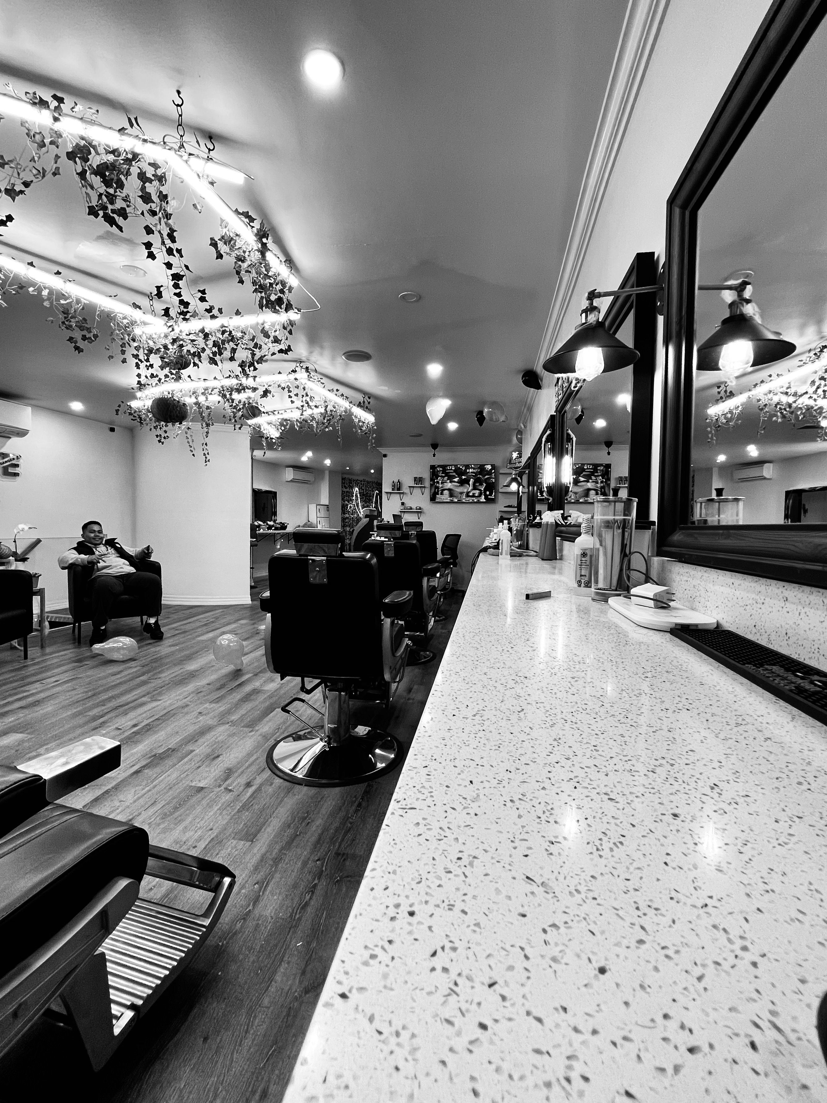 Ultimate Fades Eglinton