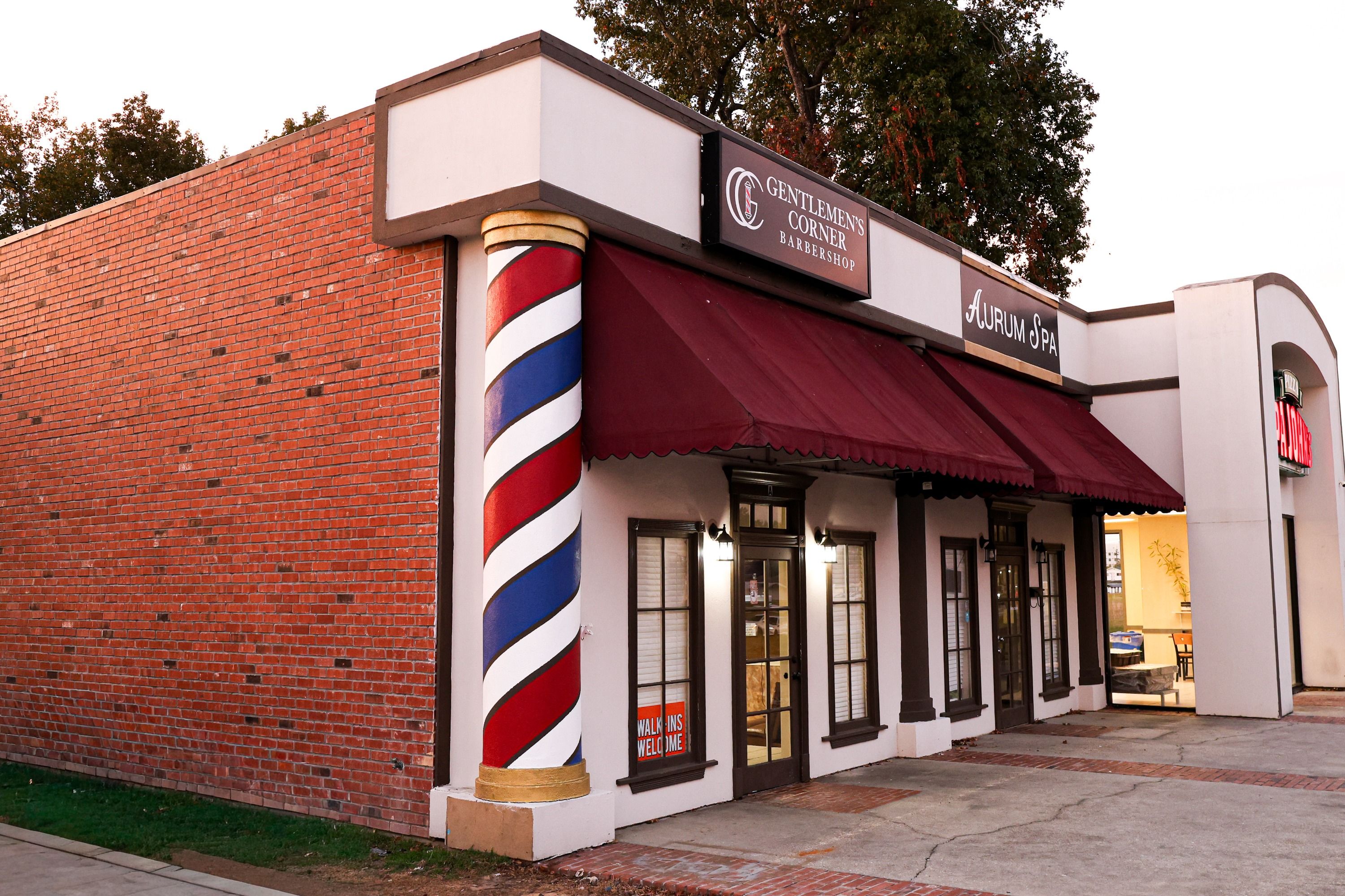 Gentlemen’s Corner Barbershop