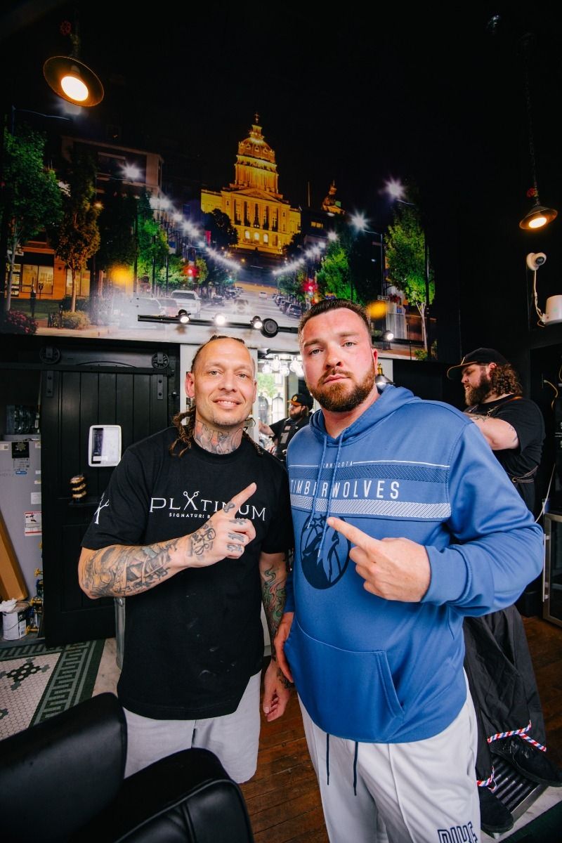 Platinum Signature Barbershop (4th St. Downtown)