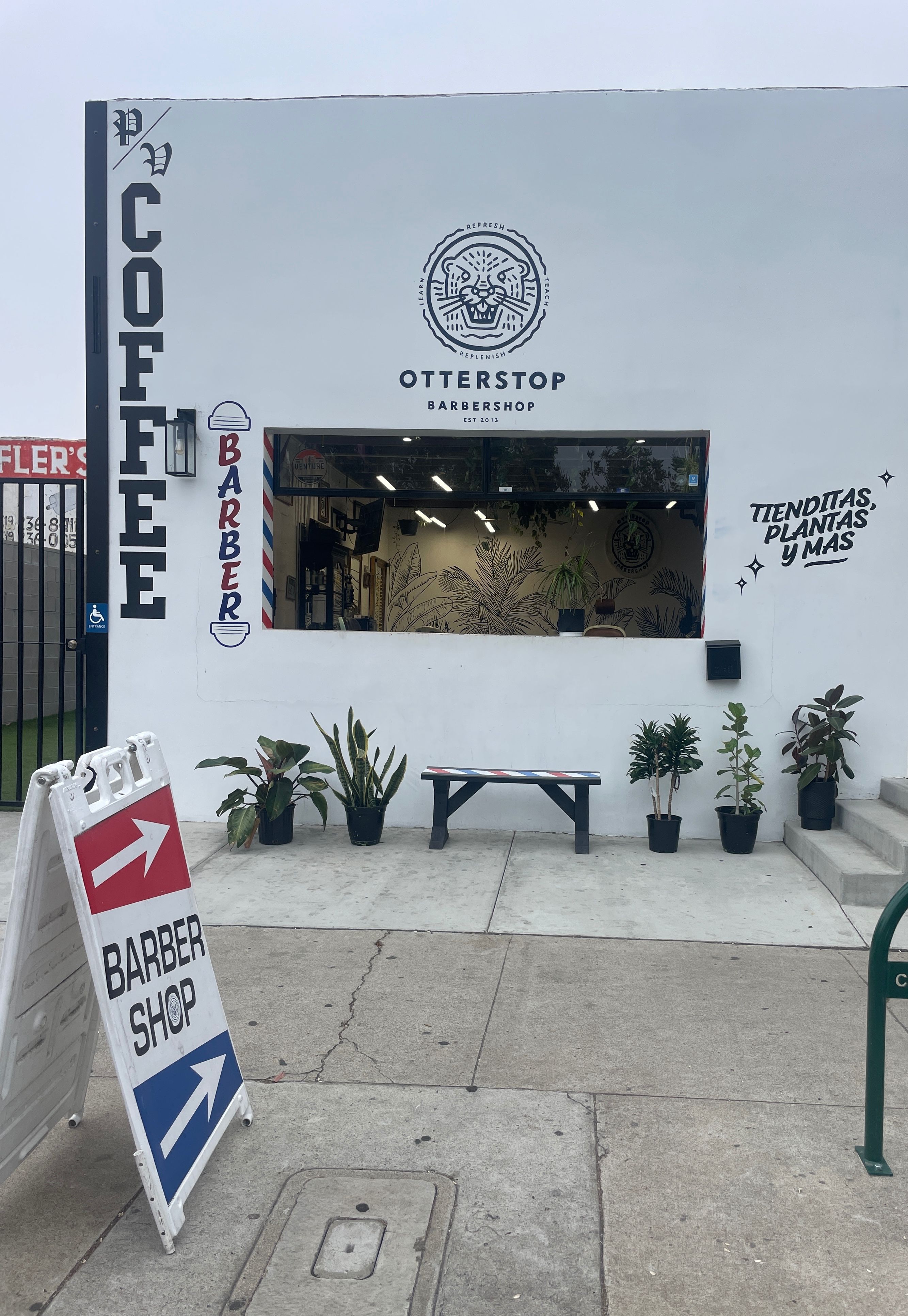 Otter Stop Barber Shop - Imperial