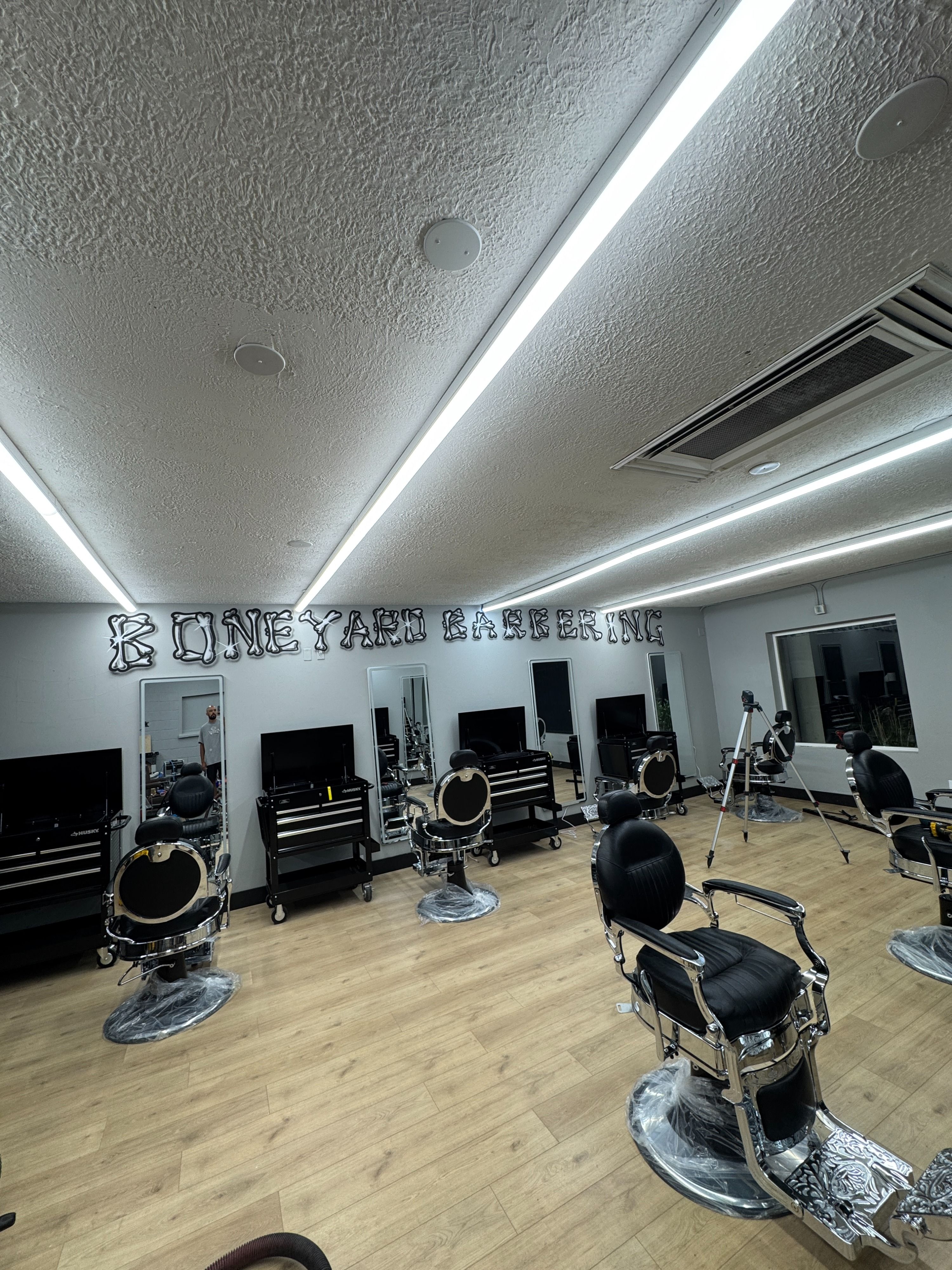 Boneyard Barbering - Smithfield